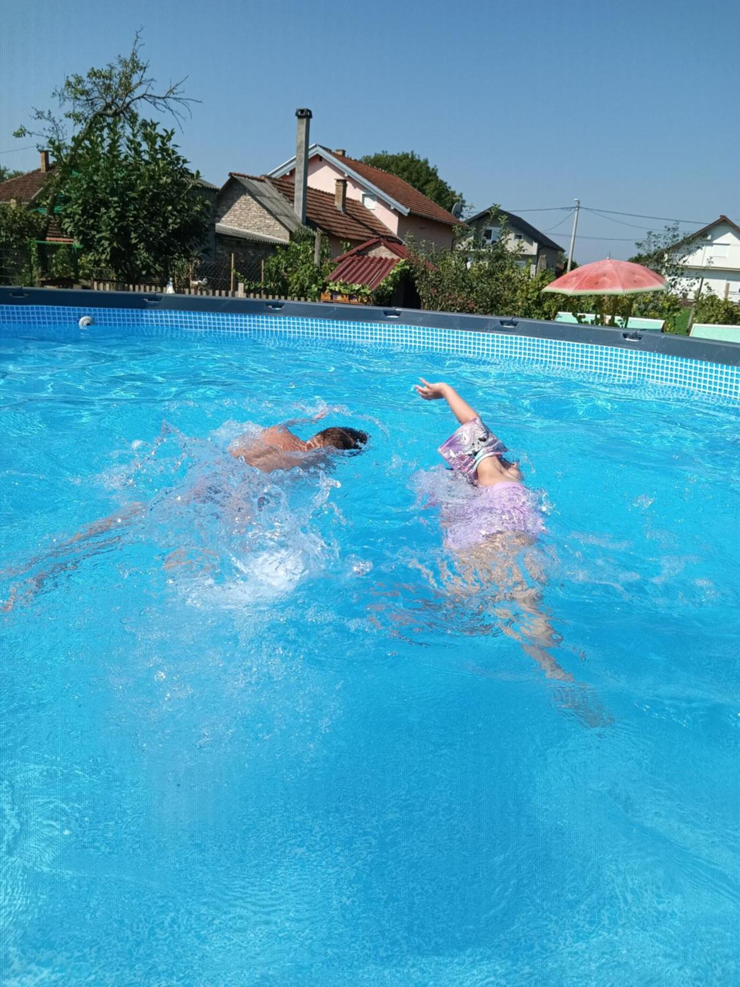 Apartments Bakine Carolije Karanac Ngoại thất bức ảnh